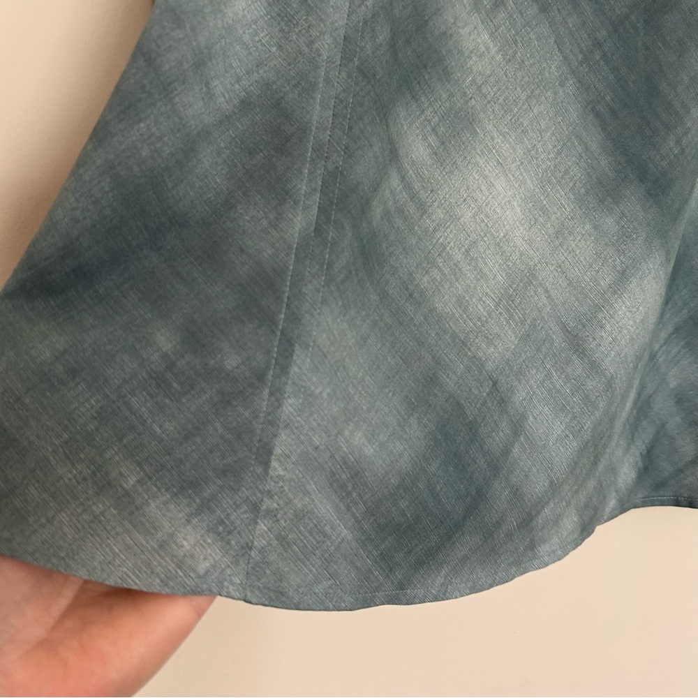 Athleta Women’s Blue-Green Sleeveless Top with Plaid Pattern - Picture 8 of 9
